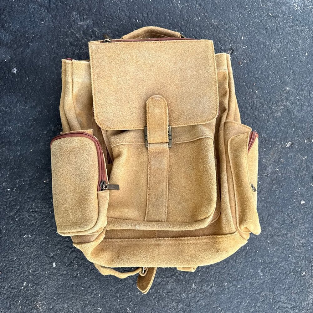 Le Donne Leather Multi-Pocket Backpack Tan